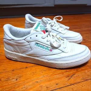 Reebok classics size 7.5